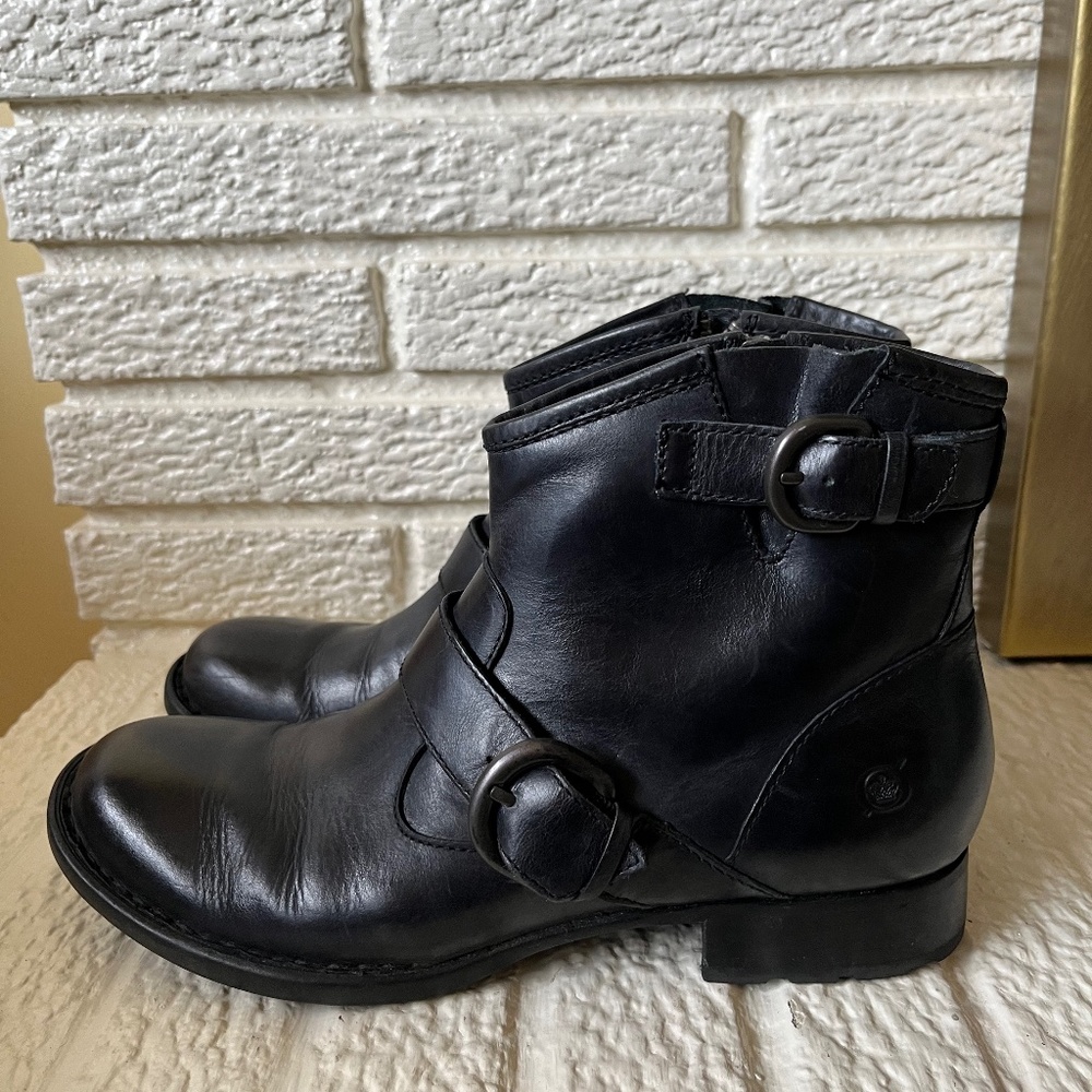 Born black bootie with buckle. Barely worn!!